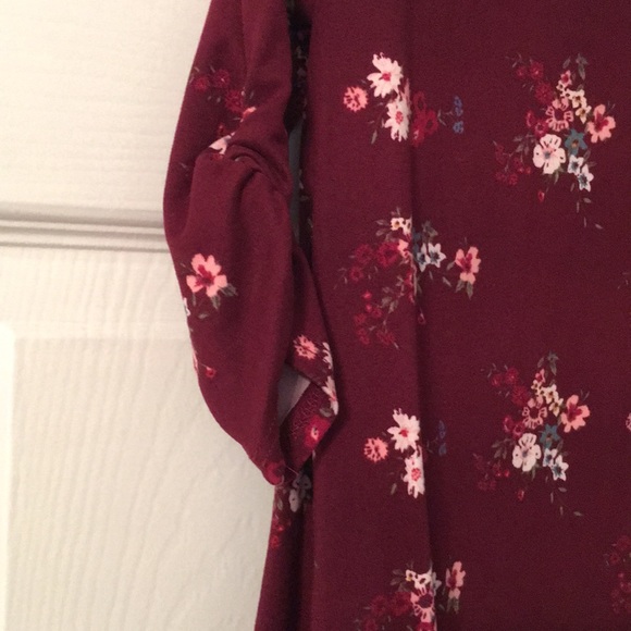 Burgundy floral dress - Picture 3 of 4
